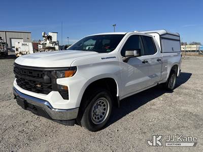 2022 Chevrolet Silverado 1500 4x4 Extended-Cab Pickup Truck