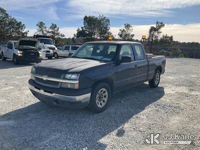 2005 Chevrolet Silverado 1500 Extended-Cab Pickup Truck
