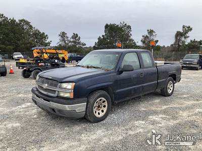 2005 Chevrolet Silverado 1500 Extended-Cab Pickup Truck