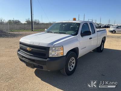 2012 Chevrolet Silverado 1500 4x4 Extended-Cab Pickup Truck
