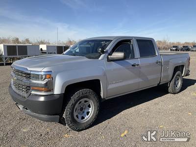 2018 Chevrolet Silverado 1500 4x4 Crew-Cab Pickup Truck