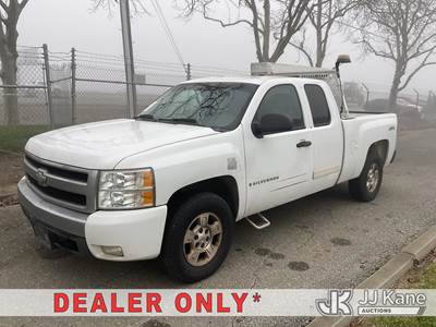 2007 Chevrolet Silverado 1500 Extended-Cab Pickup Truck