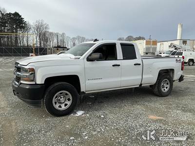 2017 Chevrolet Silverado 1500 4x4 Extended-Cab Pickup Truck