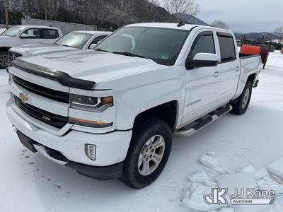 2018 Chevrolet Silverado 1500 4x4 Crew-Cab Pickup Truck