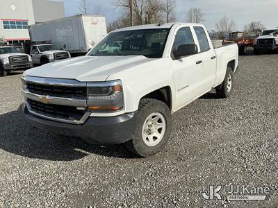 2017 Chevrolet Silverado 1500 4x4 Extended-Cab Pickup Truck