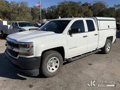 2019 Chevrolet Silverado 1500 4x4 Extended-Cab Pickup Truck