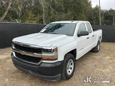 2019 Chevrolet Silverado 1500 Extended-Cab Pickup Truck