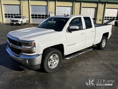 2016 Chevrolet Silverado 1500 4x4 Extended-Cab Pickup Truck