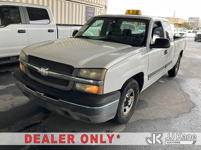 2004 Chevrolet Silverado 1500 Extended-Cab Pickup Truck