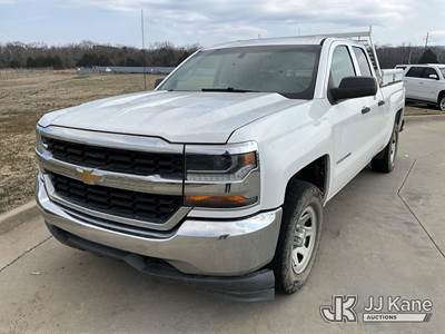 2018 Chevrolet Silverado 1500 4x4 Extended-Cab Pickup Truck