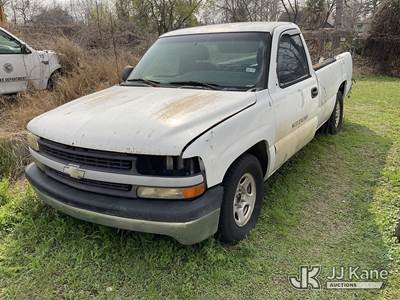 2001 Chevrolet Silverado 1500 Pickup Truck