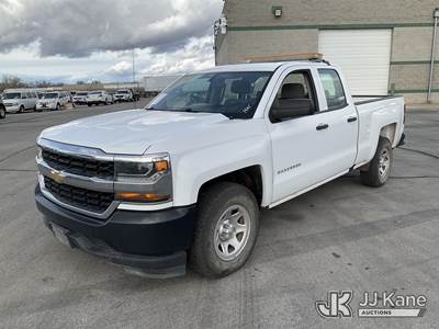 2017 Chevrolet Silverado 1500 Extended-Cab Pickup Truck