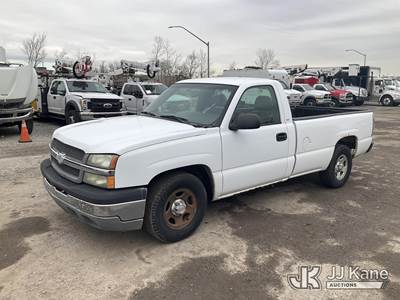 2003 Chevrolet Silverado 1500 2WD Pickup Truck