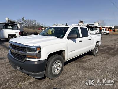 2017 Chevrolet Silverado 1500 4x4 Crew-Cab Pickup Truck