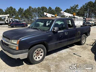 2005 Chevrolet Silverado 1500 Extended-Cab Pickup Truck