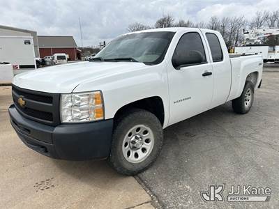 2013 Chevrolet Silverado 1500 4x4 Extended-Cab Pickup Truck