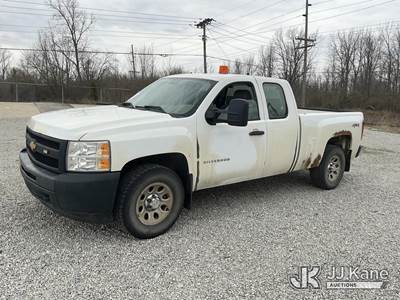 2012 Chevrolet Silverado 1500 Extended-Cab Pickup Truck