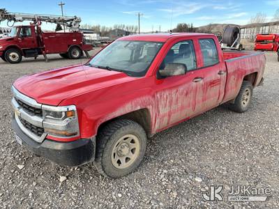 2017 Chevrolet Silverado 1500 4x4 Extended-Cab Pickup Truck