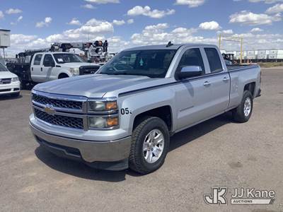 2015 Chevrolet Silverado 1500 Extended-Cab Pickup Truck