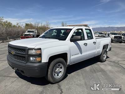 2014 Chevrolet Silverado 1500 Extended-Cab Pickup Truck