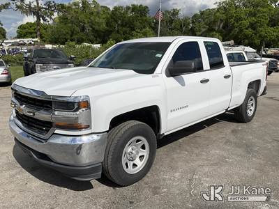 2018 Chevrolet Silverado 1500 Extended-Cab Pickup Truck