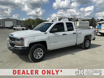 2018 Chevrolet Silverado 1500 4x4 Extended-Cab Pickup Truck