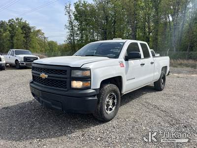 2014 Chevrolet Silverado 1500 Extended-Cab Pickup Truck