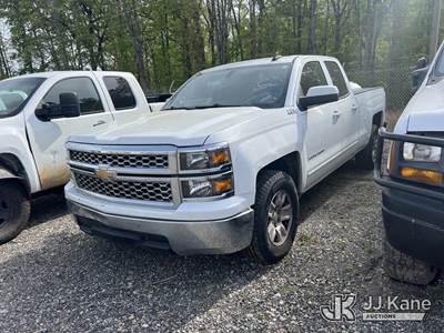 2015 Chevrolet Silverado 1500 Extended-Cab Pickup Truck