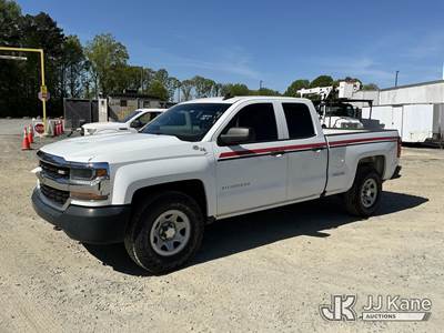 2018 Chevrolet Silverado 1500 4x4 Extended-Cab Pickup Truck