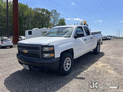 2015 Chevrolet Silverado 1500 4x4 Extended-Cab Pickup Truck