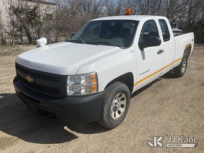2012 Chevrolet Silverado 1500 4x4 Extended-Cab Pickup Truck