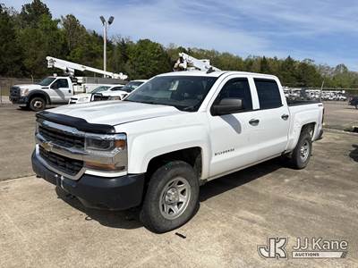 2017 Chevrolet Silverado 1500 Crew-Cab Pickup Truck