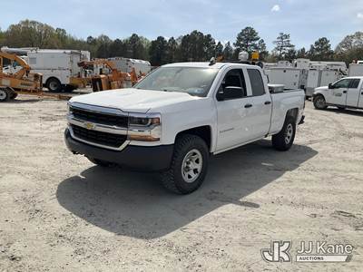 2019 Chevrolet Silverado 1500 4x4 Extended-Cab Pickup Truck