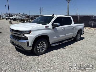 2019 Chevrolet Silverado 1500 4x4 Crew-Cab Pickup Truck