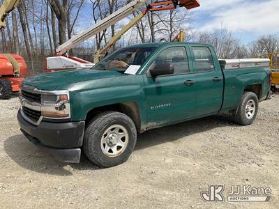 2016 Chevrolet Silverado 1500 Extended-Cab Pickup Truck