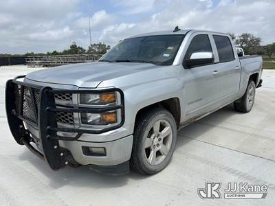 2015 Chevrolet Silverado 1500 Crew-Cab Pickup Truck