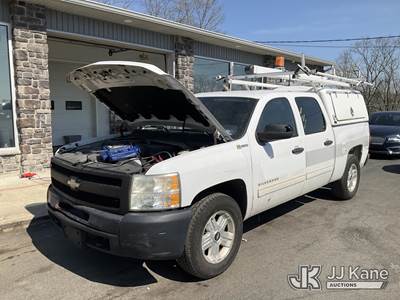 2010 Chevrolet Silverado 1500 Crew-Cab Pickup Truck
