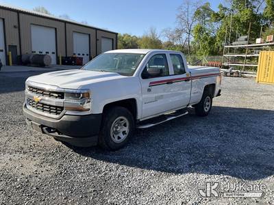 2018 Chevrolet Silverado 1500 4x4 Extended-Cab Pickup Truck
