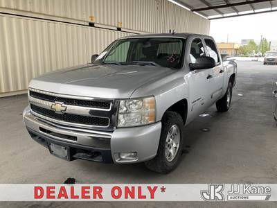 2011 Chevrolet Silverado 1500 LT Crew Cab Pickup Truck