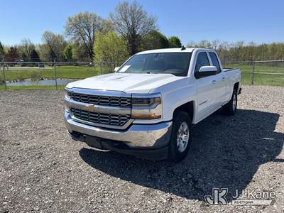 2019 Chevrolet Silverado 1500 4x4 Extended-Cab Pickup Truck