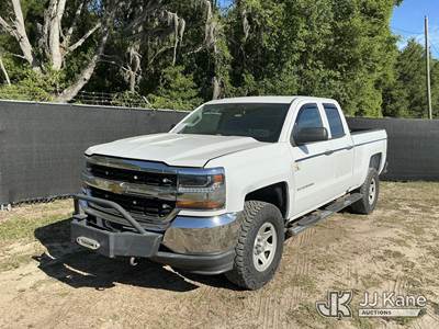 2017 Chevrolet Silverado 1500 4x4 Extended-Cab Pickup Truck