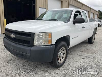 2008 Chevrolet Silverado 1500 Extended-Cab Pickup Truck