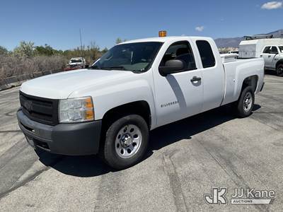2012 Chevrolet Silverado 1500 4x4 Extended-Cab Pickup Truck