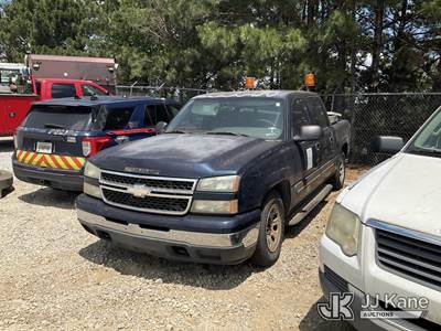 2006 Chevrolet Silverado 1500 Crew-Cab Pickup Truck