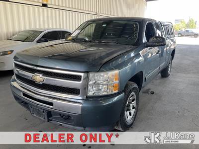 2009 Chevrolet Silverado 1500 Extended-Cab Pickup Truck