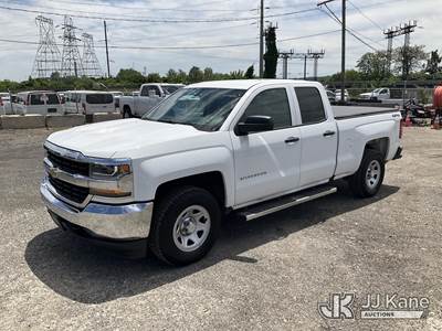 2019 Chevrolet Silverado 1500 4x4 Extended-Cab Pickup Truck
