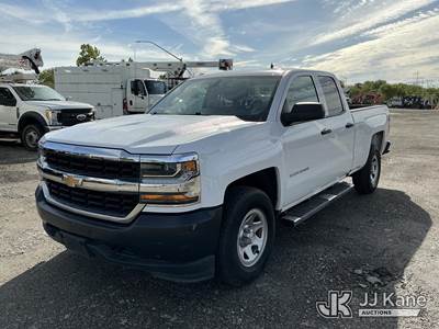 2019 Chevrolet Silverado 1500 4x4 Extended-Cab Pickup Truck