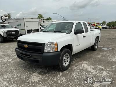 2012 Chevrolet Silverado 1500 4x4 Extended-Cab Pickup Truck