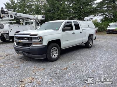 2017 Chevrolet Silverado 1500 4x4 Extended-Cab Pickup Truck
