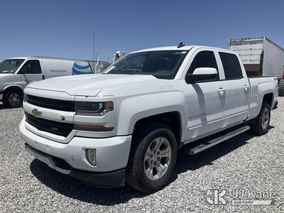 2017 Chevrolet Silverado 1500 4x4 Crew-Cab Pickup Truck